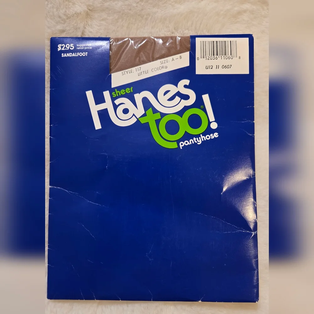 Hanes Too! Sheer Pantyhose Size AB Sandalfoot Little Color Style 117 New Vintage